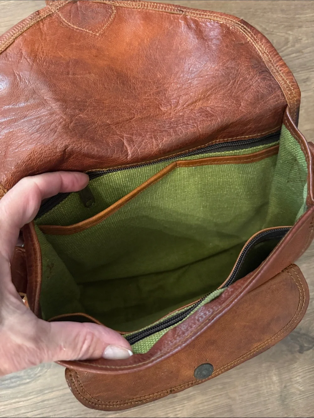 Vintage Brown Leather Crossbody Bag with Buckle Detail